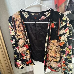 Unique Zara women’s blazer size sma